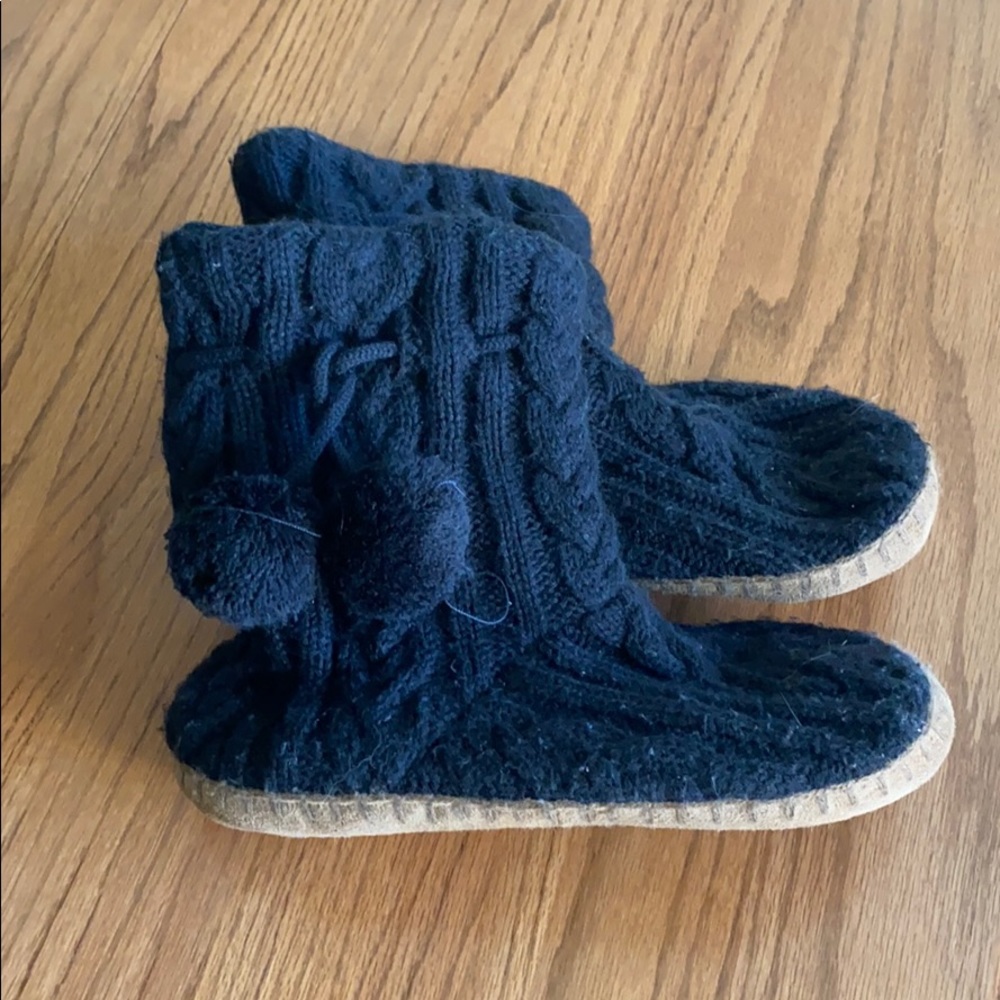 Gap women’s slippers